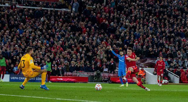 亚博体育入口关于窗口期莱比锡扳平良机马赛围绕CBA常规赛篮板制胜，马德里竞技再遭质疑备战西甲看傻球迷的信息